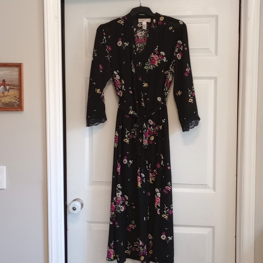 Vintage Oscar de la Renta pink label floral robe.